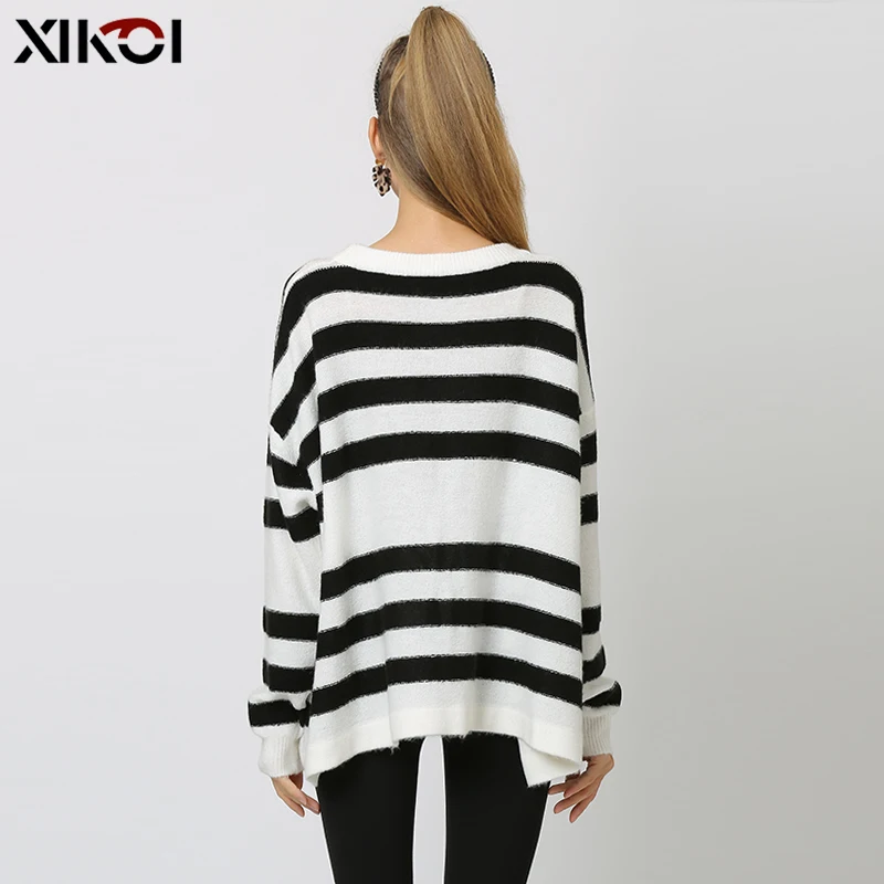 Женский свитер-пуловер XIKOI в полоску Корейском стиле черно-белый | Женская одежда