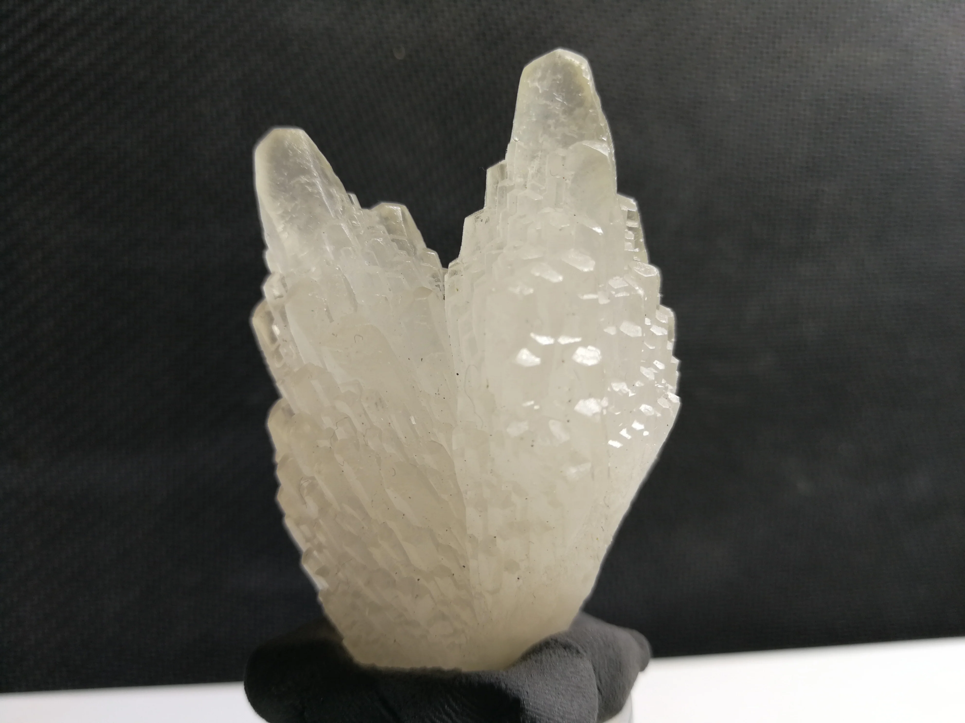 

62.7gNatural calcite, crystal cluster quartz mineral specimen.