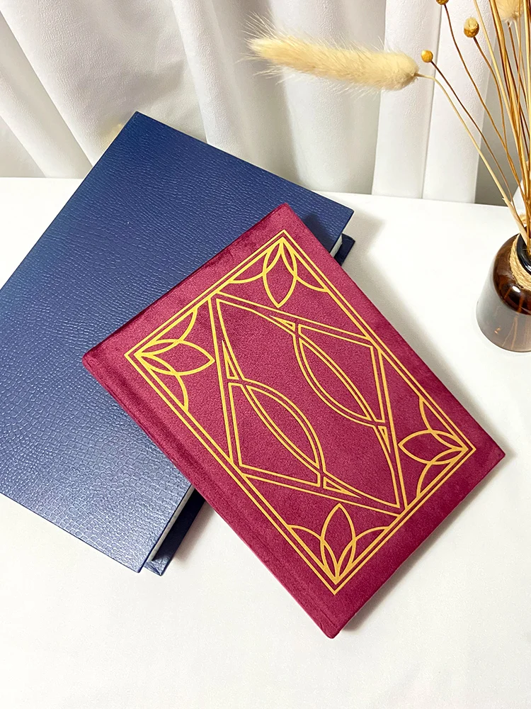 Аниме блуждающая ведьма: The Journey of Elaina косплей Студенческая эскизная книга