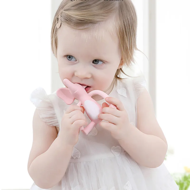 

2021 Top Fashion Direct Selling Infant Molar Toy Mother Baby Products Innovative 3D Elephant Rod (with Food Silicone Box) Grade