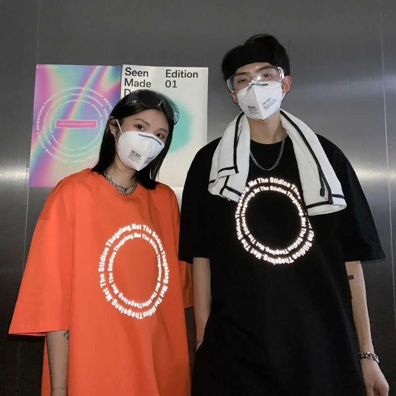 

Reflective Printed T Shirts for Men Summer Tops with Round Letter Graphic Tees Hip Hop Teens Couple Clothes Fashion Streetwear