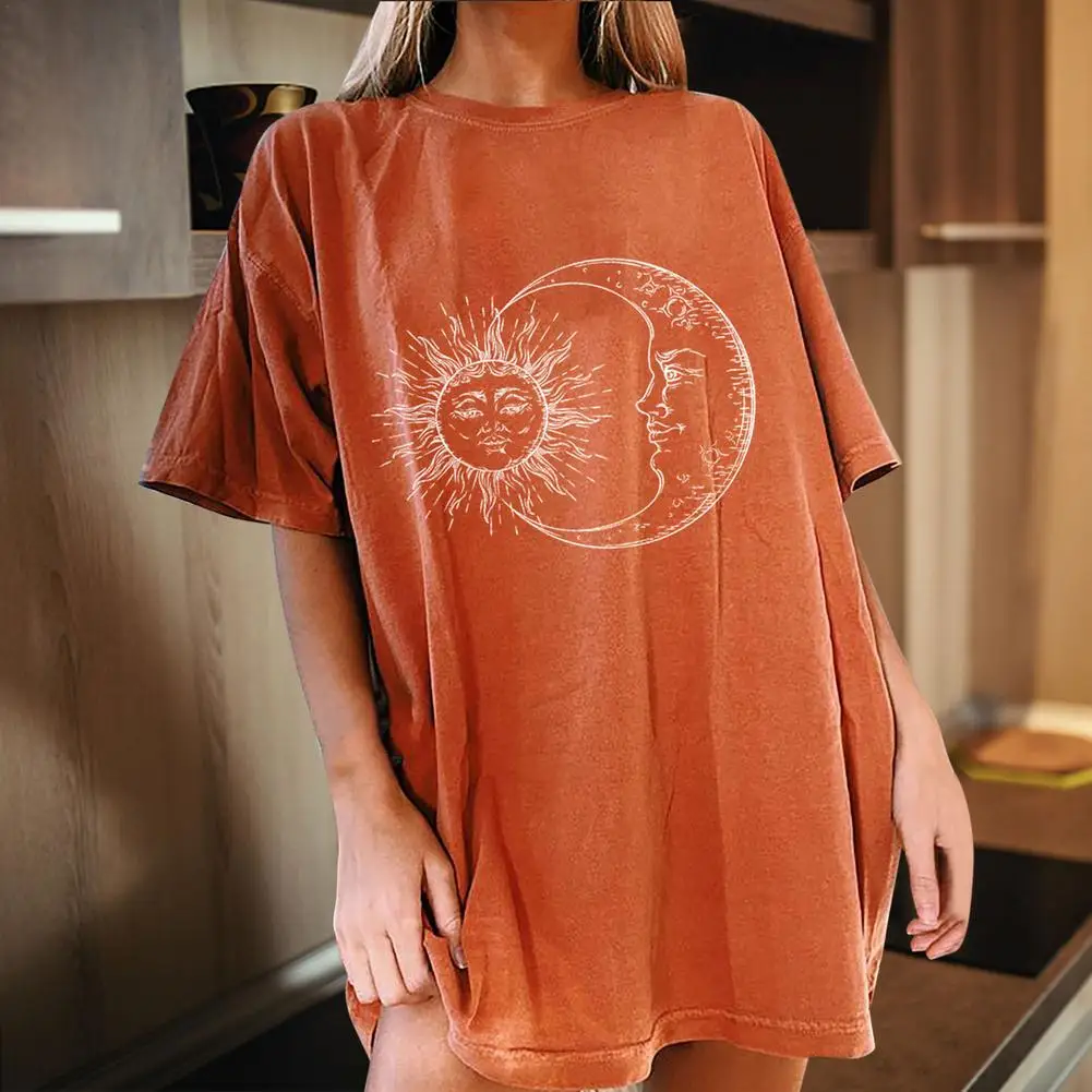 

Women Oversized Vintage T Shirt Moon And Sun Print Female T Shirt Short Sleeve T Shirt For Women Clothing Summer Tops 2021