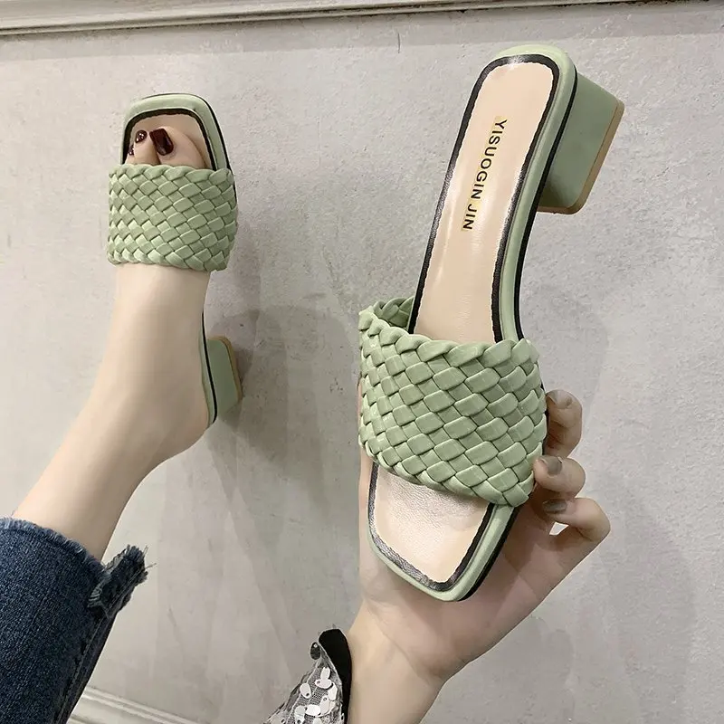 

2021 Women Summer Slippers Thick-heeled Leather Weave Casual Ladies Slides Square Toe Solid Color Beach Sandals AC968