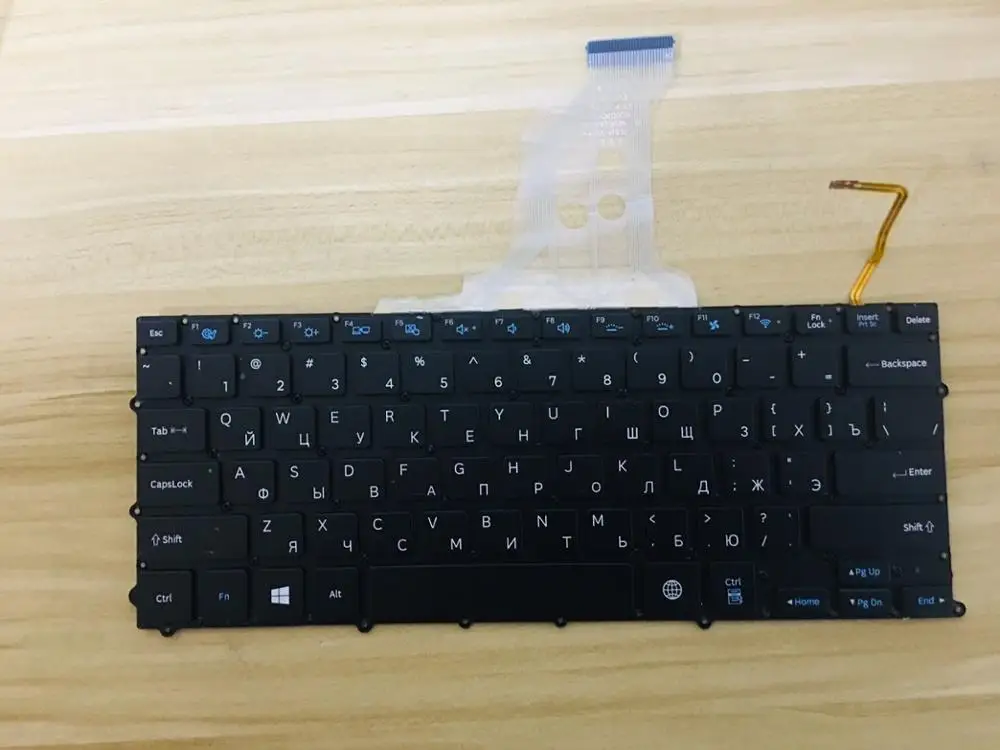 Клавиатура для SAMSUNG 900X3B 900X3C NP900X3B NP900X3C NP900X3D NP900X3E NP900X3F бельгийский/Корейский/Великобритания/США/Бразильский/русский/Корейский - Цвет: SILVER