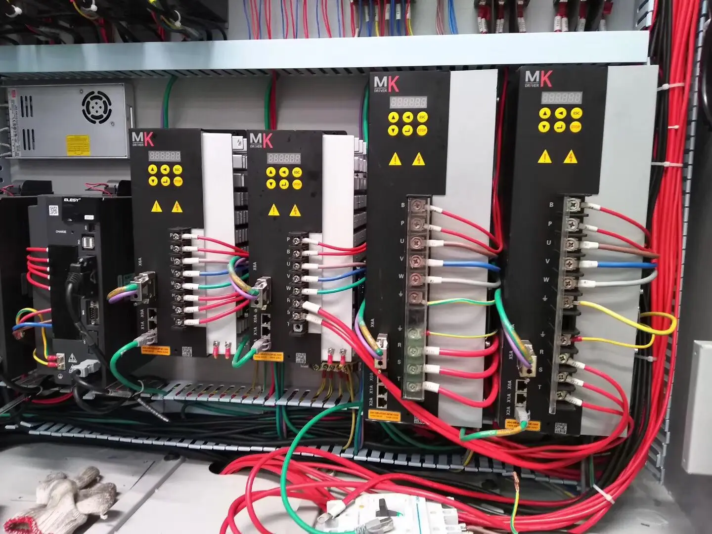 

customize 220V 1.5kw AC servo motor asynchronous spindle driver stepper