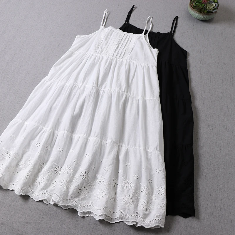 

Japan Style Mori Girl Women Cotton Embroidery Hollow Out Sling Dress Loose Solid Color Dress