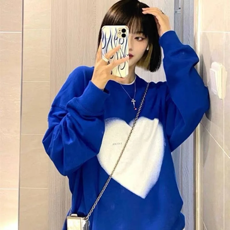 

Женский свободный свитер с длинным рукавом