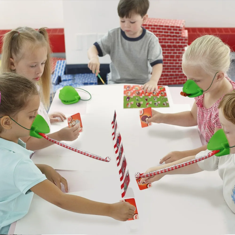 Настольная игра маска хамелеон лягушка язык приклеивающаяся ящерица покерная