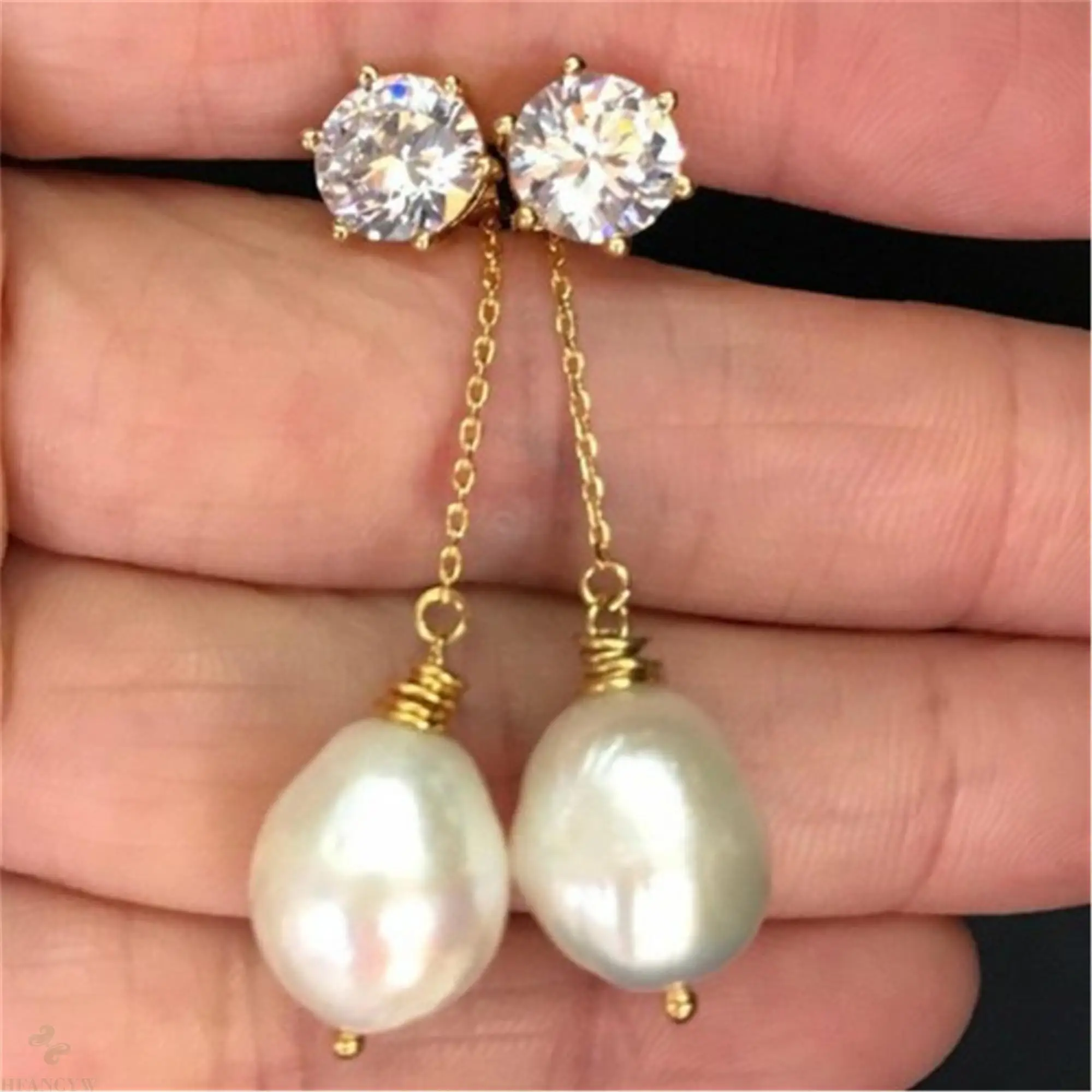 

13-14mm huge white Baroque pearl earrings 18k gold irregular temperament delicate