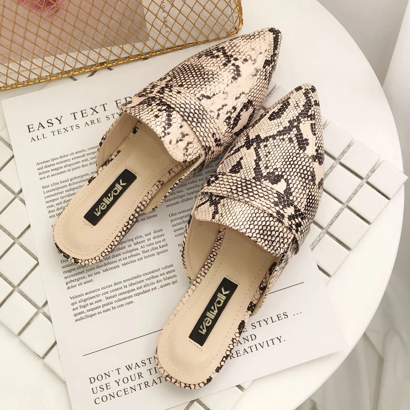 Женские леопардовые шлепанцы без задника на плоской подошве с острым носком и