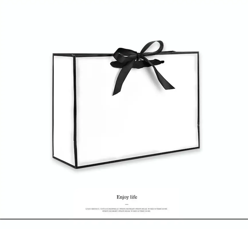 

10PCS High Quality Pure Color White Paper Gift Bag Kraft Paper Candy Box And Handle Wedding Birthday Party Gift Packaging