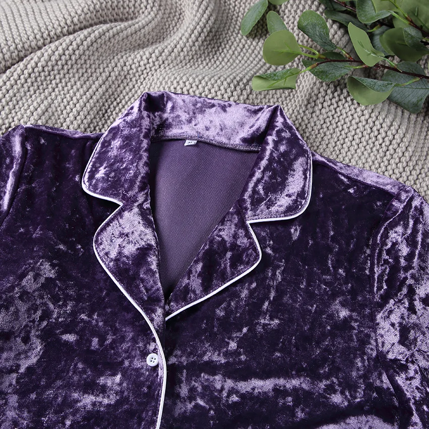 Autumn and Winter Two Piece Women's Purple Gold Velvet Pajamas Suit Long Sleeved Lapel Solid Color Home Service Two Piece Suit