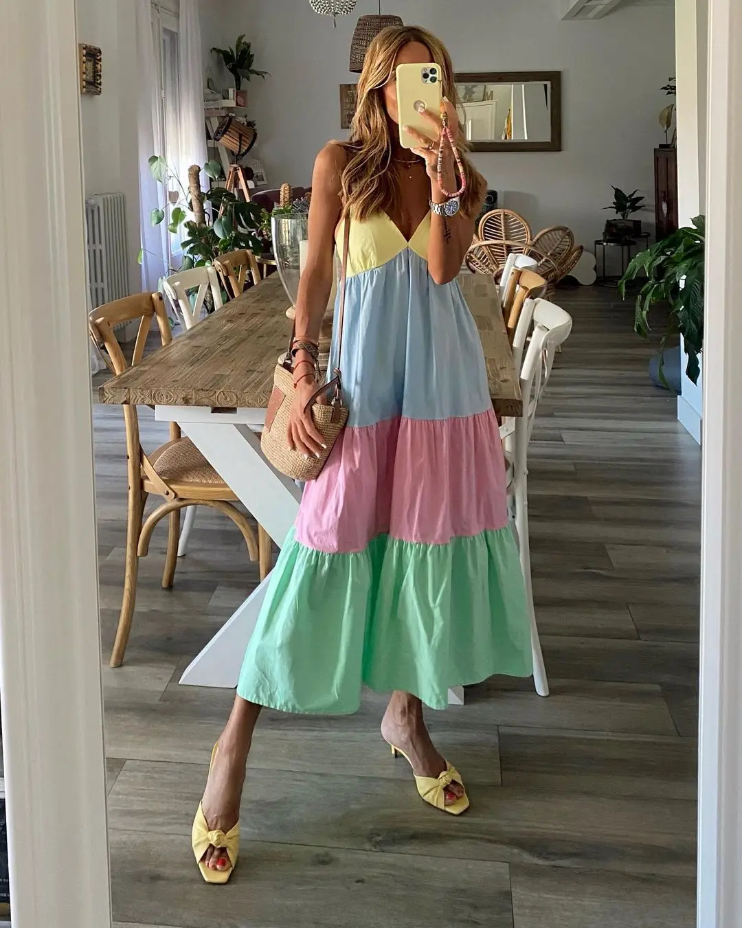 

2021 Summer Deep V-neck Ladies Sexy Party Dress Casual Spring Sleeveless Sling Multicolor Stitching Sweet Dress