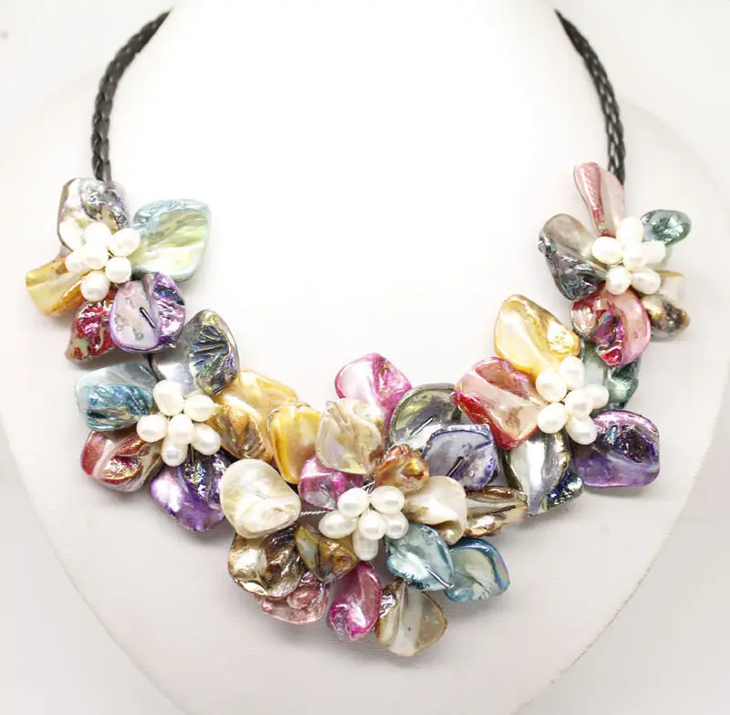 

natural white pearl & Multicolor shell pearl 5 flower pendant necklace long 18inch