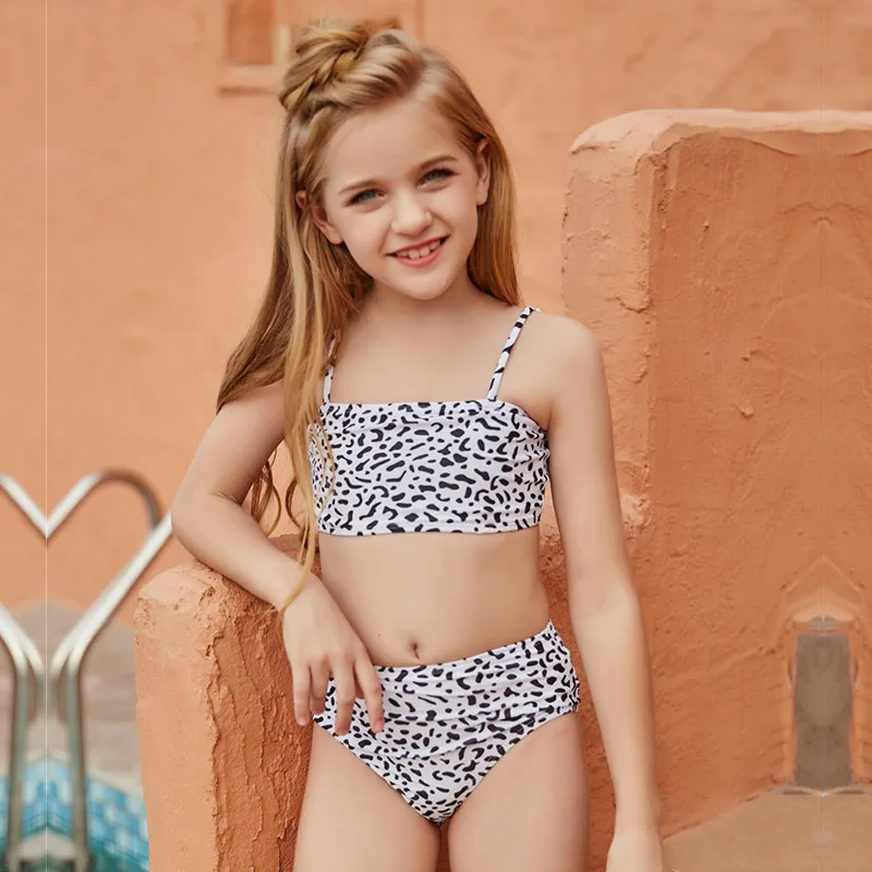 

Купальник с леопардовым принтом, детское бикини для маленьких девочек, топ-бандо с высокой талией и низом, 2 предмета, детский купальник, пля...