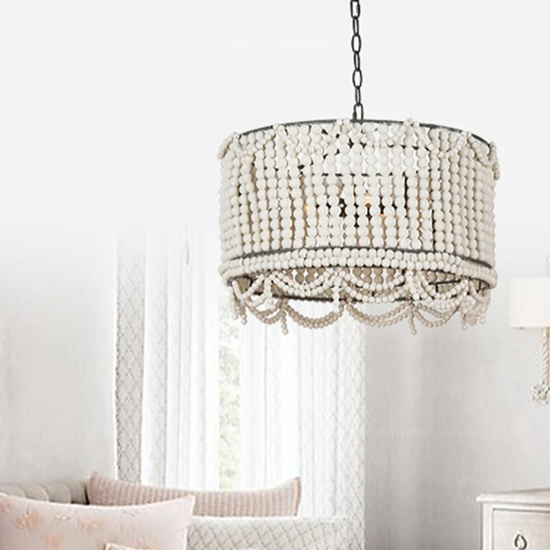 Деревянный подвесной светильник в стиле лофт розового/белого цвета с бисером