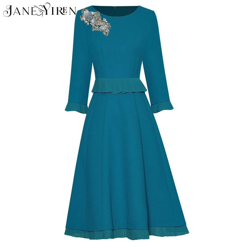 

Женское платье до колен с круглым вырезом, длинным рукавом и аппликацией