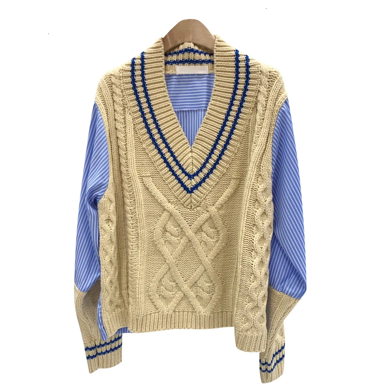 Женский трикотажный пуловер TWOTWINSTYLE разноцветный Повседневный с v-образным