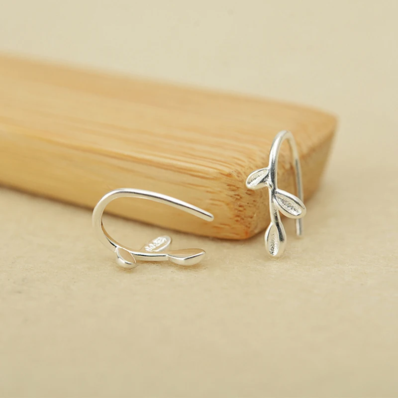 

A Pair High Quality Leaves Women Fine Jewelry Cute 100% 925 Sterling Silver Geometry Earrings Simple Female Girls Cute Gift