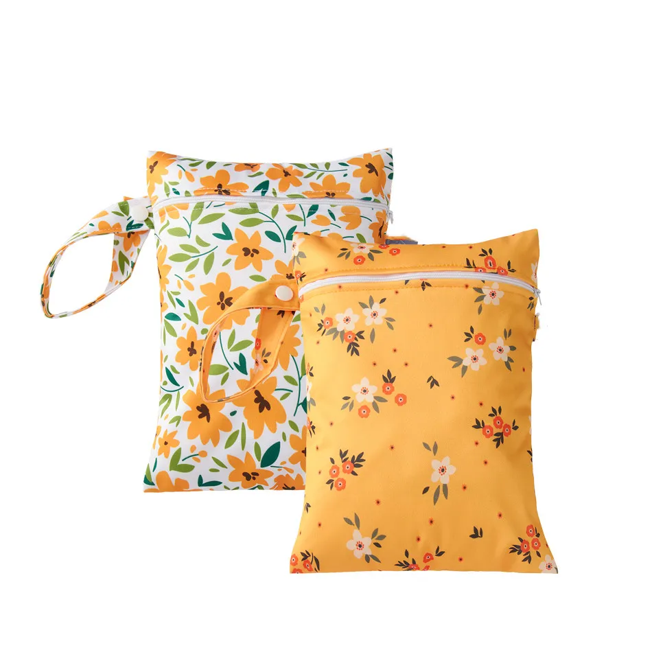 

Coola Peach 2 Pcs/Set Cute Degisns Washable Mini Size Nappy Bag Waterproof Reusable Zipper Diaper Dry Wet Bag