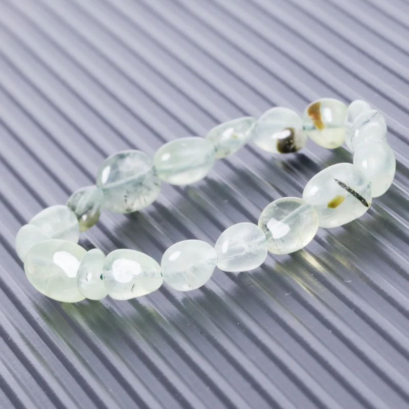 

Natural Grape stone Crystal Bracelet JewelryGift with Men's and Women's Fashion Energy Charm