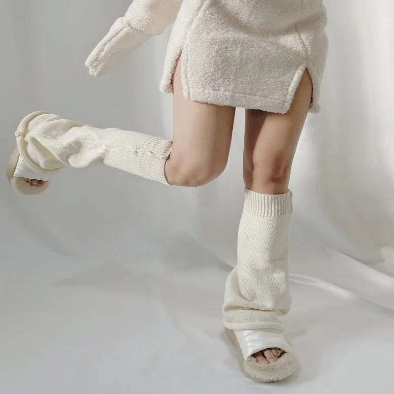Autumn and Winter Women's Pile Socks Fashion Acrylic White Socks in the Long Tube Thinner Horn Wide Legs Lolita Warm Knee Pads