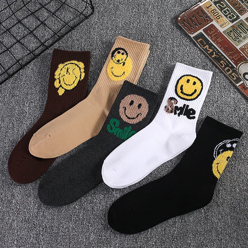 Носки Smiley оптовый рынок женские носки-трубы осень и зима модные милые трендовые