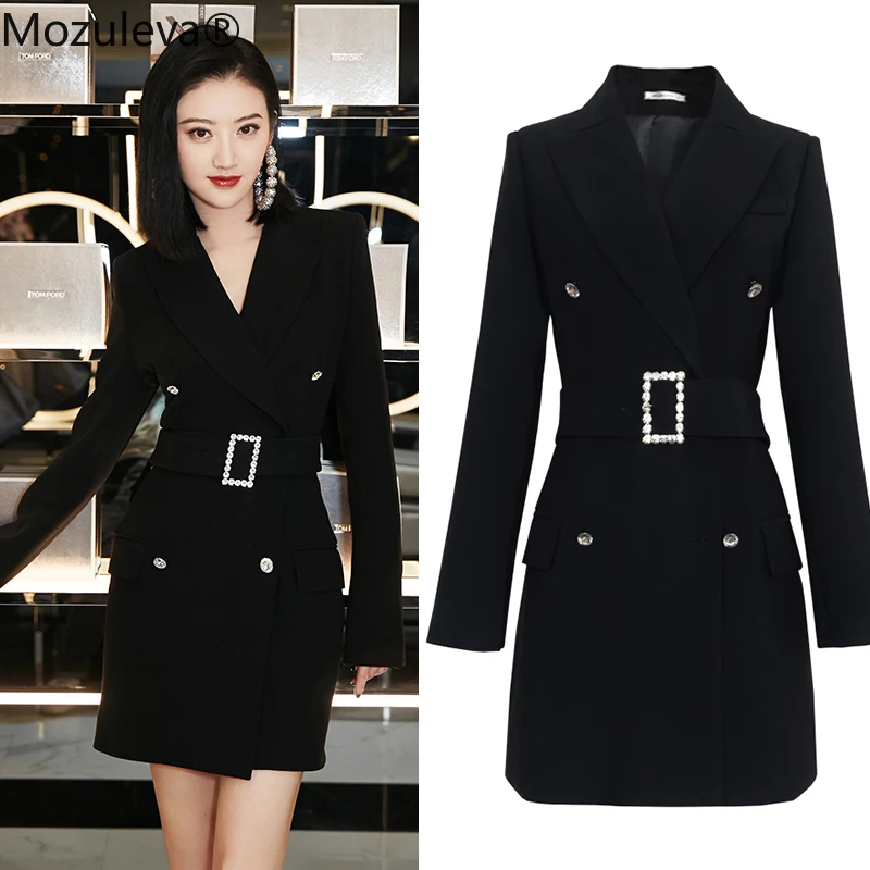 Женское платье пиджак Mozuleva черное облегающее средней длины со стразами в