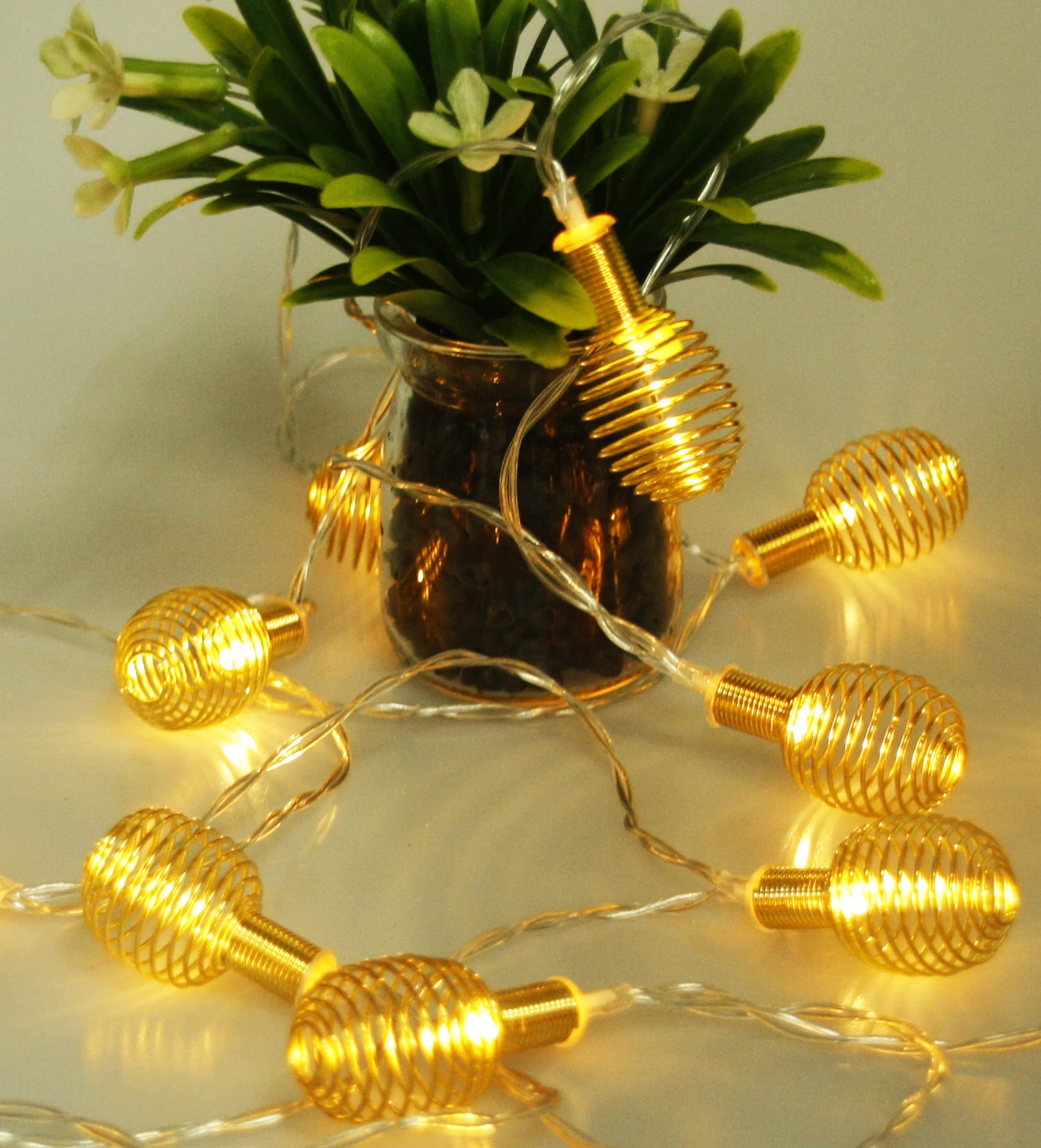 

20 LED 13ft String Lights,Warm White Battery Powered Mesh Droplets Fairy Lights Wedding Party Decor Lighting outdoor lighting