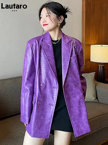 Lautaro Осенний блестящий фиолетовый кожаный пиджак с крокодиловым узором для женщин с длинным рукавом Двубортная оверсайз-куртка из искусств...