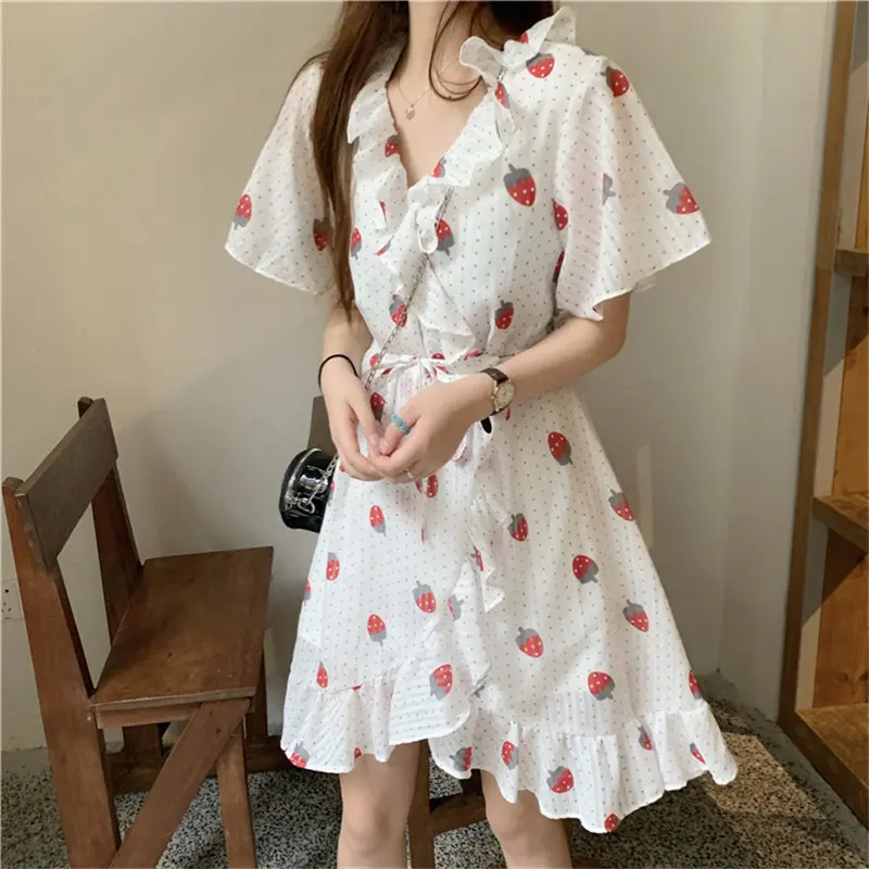 Мини-платье женское шифоновое ТРАПЕЦИЕВИДНОЕ с коротким рукавом и V-образным