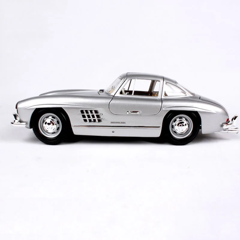 1/18 Масштаб литья под давлением 1954 классическая модель автомобиля 300SL высокая