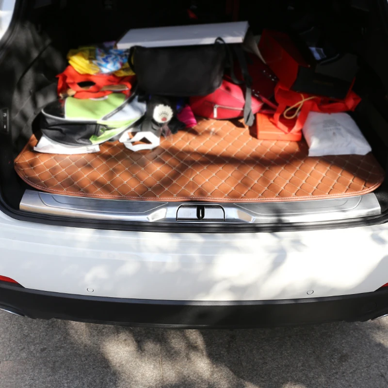 Защитная пластина для порога двери заднего багажника из нержавеющей стали