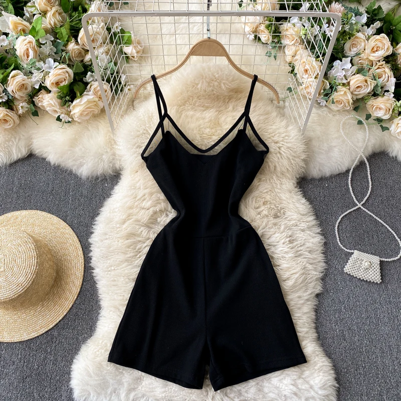 

Korean version of the summer new small sling one-piece V-neck sexy strapless slim slimming wide-leg shorts