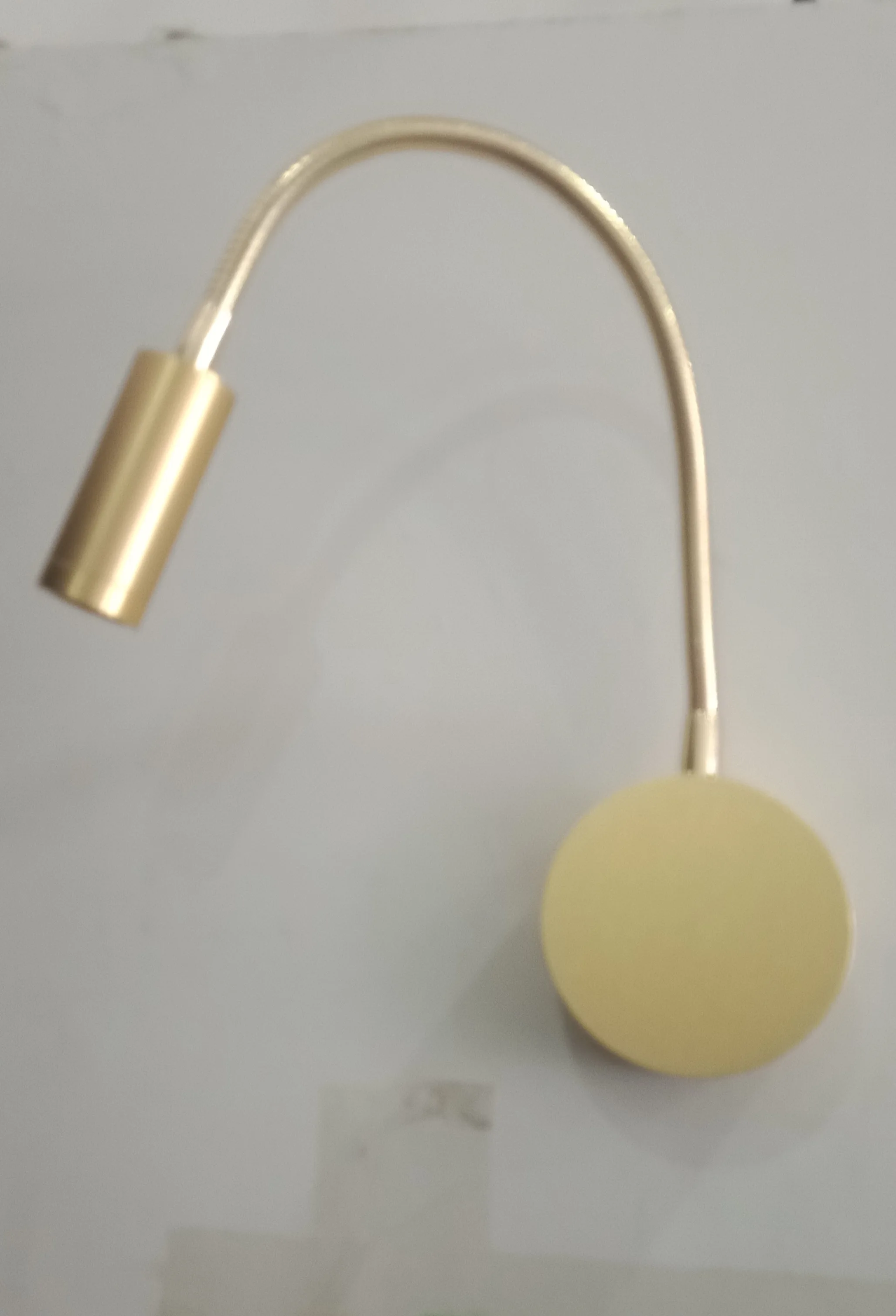 Новый настенный светильник золотого цвета для спальни COB 3 Вт с выключателем |