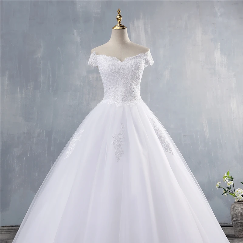 

2019 2020 White Ivory Lace Appliques Ball Gown Cheap Off The Shoulder Short Sleeves Bridal Dress Wedding Dresses
