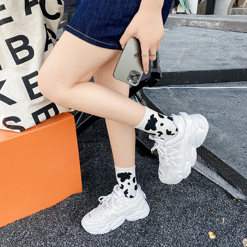 

Fashion women Running Shoes Breathable Mesh Sneakers Rubber No-slip Damping Jogging Shoes Outdoor Training Shoes Zapatillas