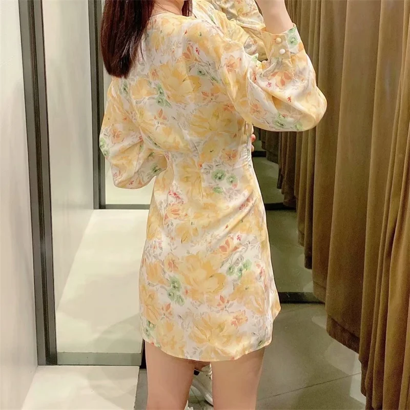 

2021 Woman Summer Dress Yellow Floral Print Hidden Zip Short Mini Dresses Women Vintage Lace Up V-neck Long Sleeve Dress