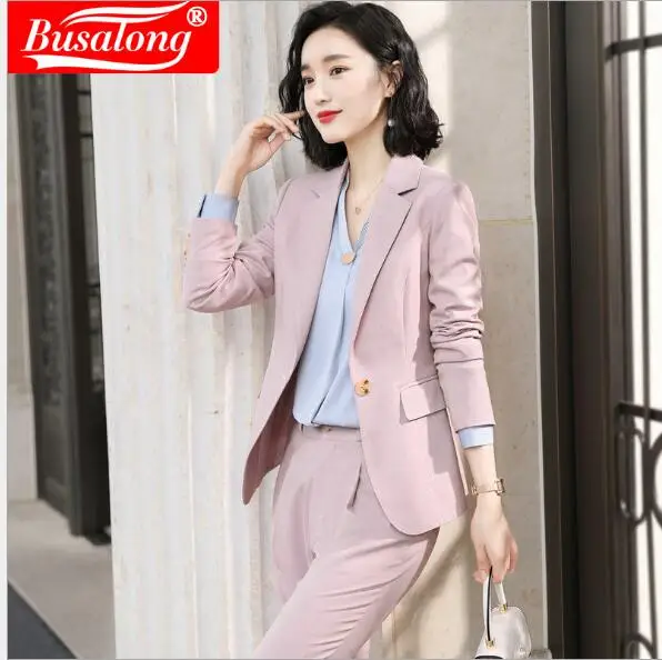 

Костюм женский с широкими брюками, черная куртка, размера плюс