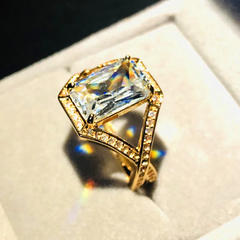 

Luxury Female Big Suqare Ring Crystal 18KT Yellow Gold Wedding Ring Fashion Promise Engagement Rings For Women
