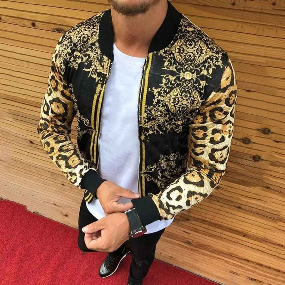 

Tight Wrist European Style Leopard Male Winter Coat for Trip Stylish
