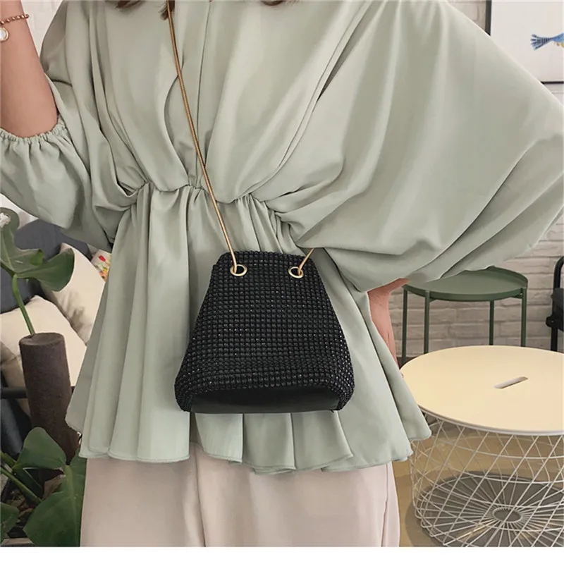 

Fashion Diamond Women Mini Chain Shoulder Purses And Handbags Crystal Clutch Evening Bucket Bags Rhinestone Party Crossbody Bag