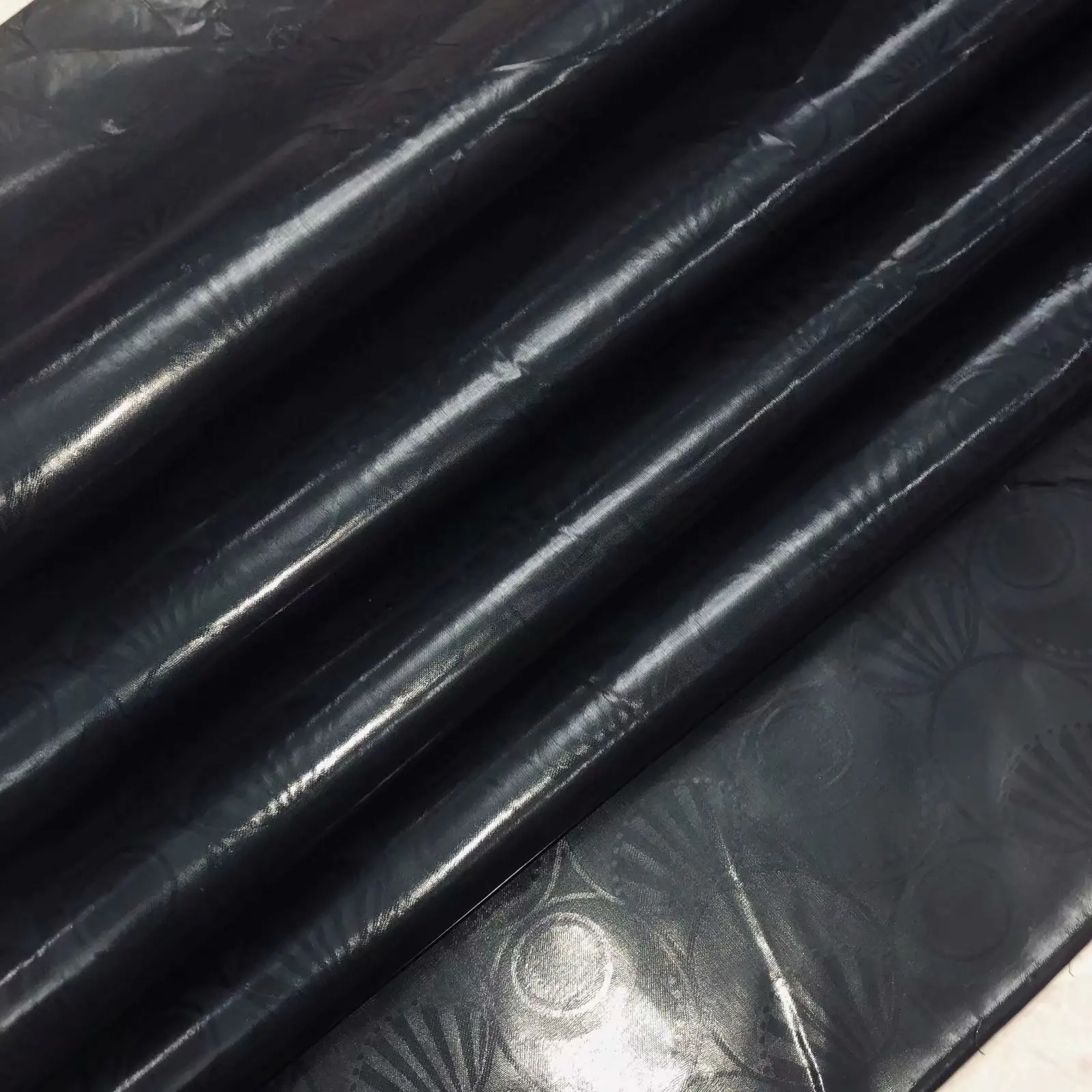 

Гвинея базин богатая ткань 2021 новый африканский базин богатая кружевная ткань Нигерия базин кружевная ткань 100% хлопок одежда 21 цвет