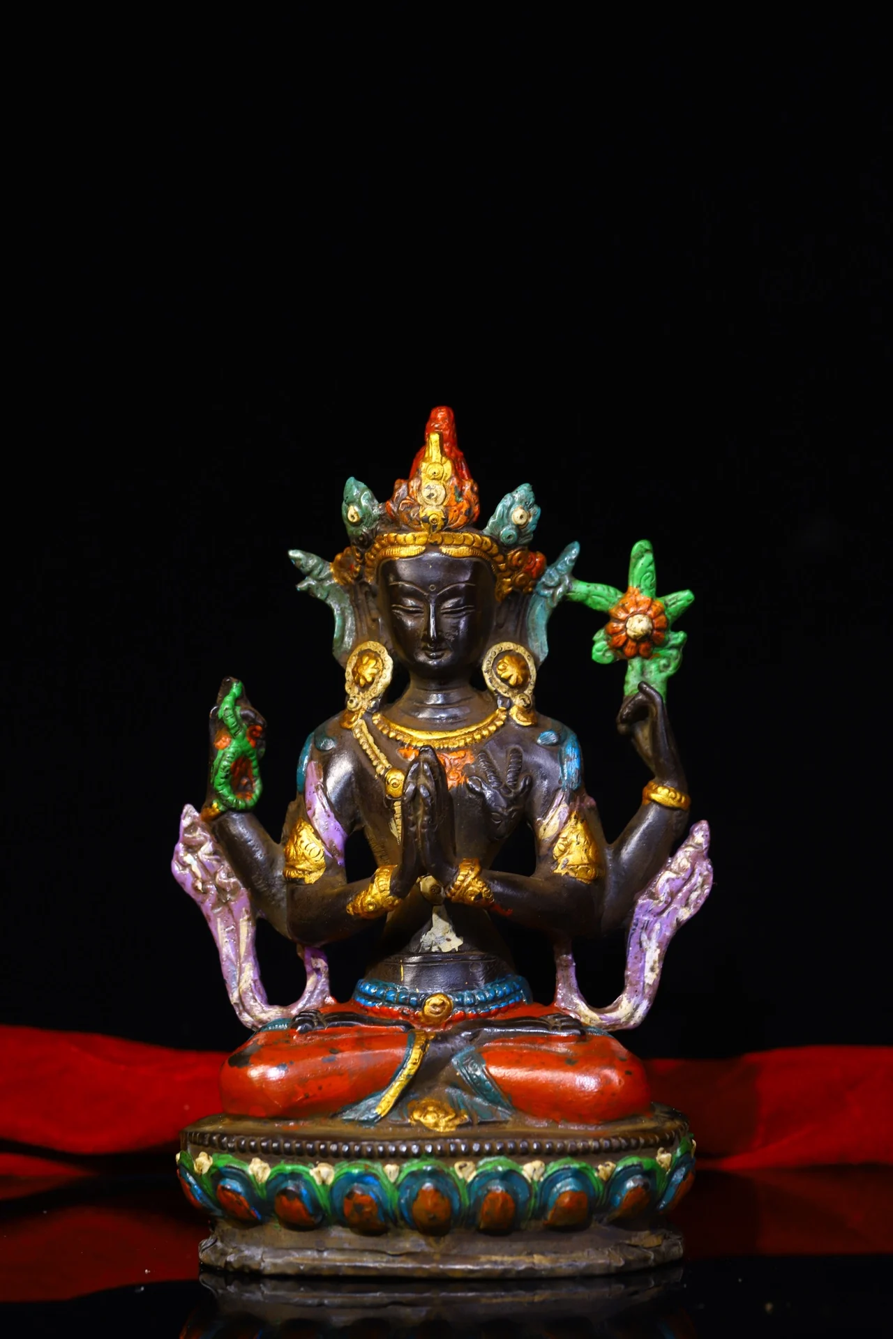 

8"Tibetan Temple Collection Old Bronze Tracing Four-armed Guanyin Bodhisattva Avalokitesvara Sitting Buddha Enshrine the Buddha