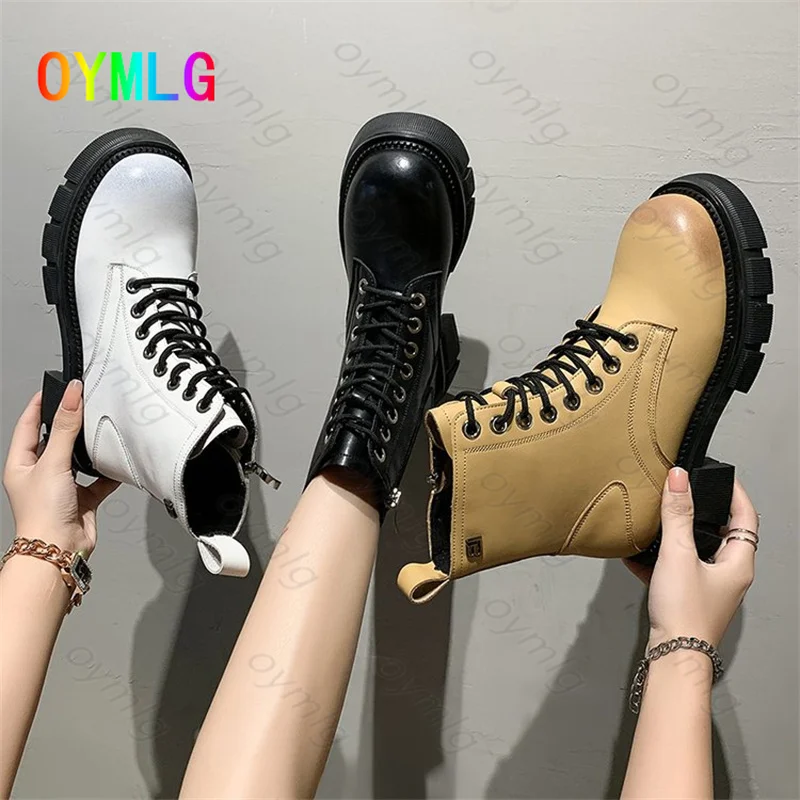 

Новые ботинки Martin на толстой подошве Женская Новинка Осень/Зима 2021 универсальные повседневные короткие ботинки в британском стиле на шнуро...