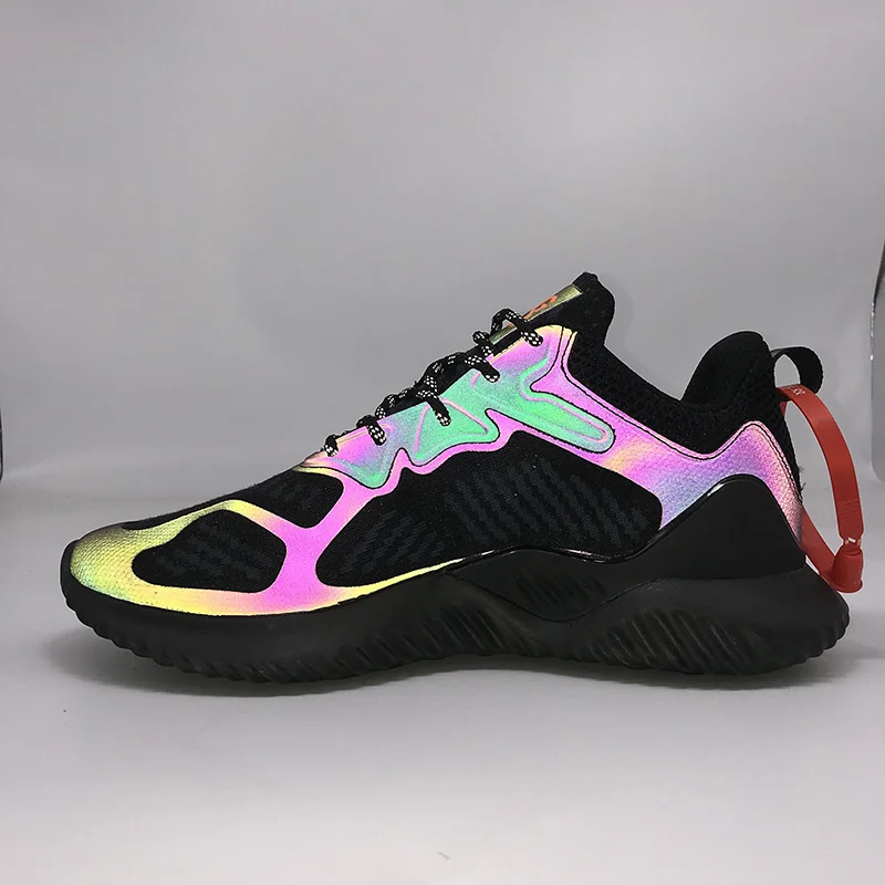 

New Fashion Men's and Women's Lightweight Sports Shoes Running Outdoor Sports Shoes New Breathable Net Shoes Men's Running Shoes