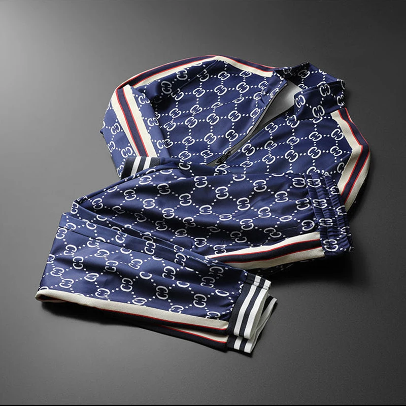 

2020 new European and American high-quality light luxury men's casual sports suit autumn and winter sweater two-piece