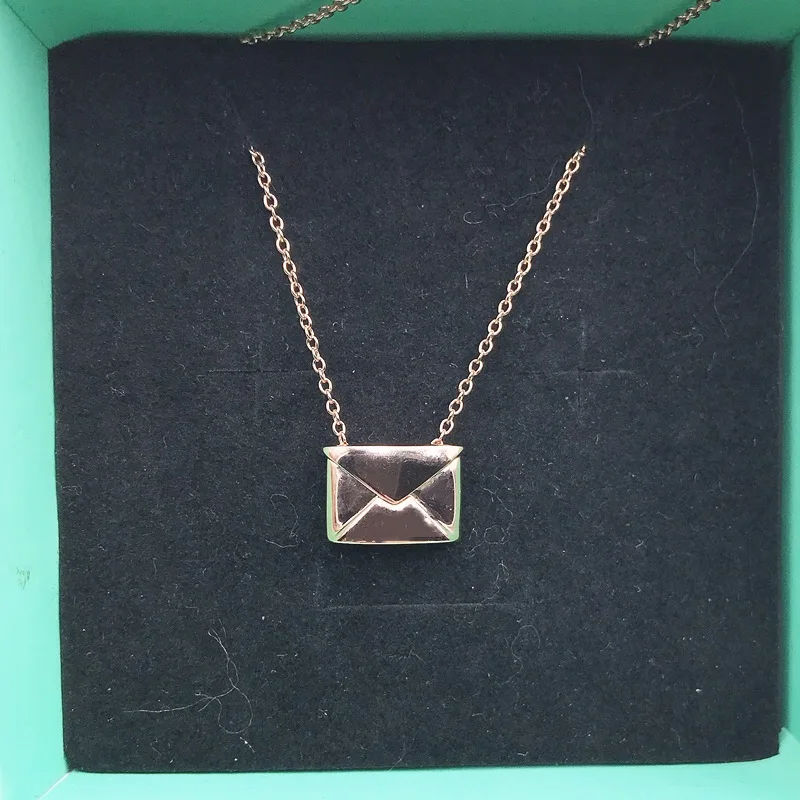 

1:1 Tiffon925 Sterling Silver European And American Classical Style Envelope Necklace, Exquisite Craftsmanship A Gift For Ladies