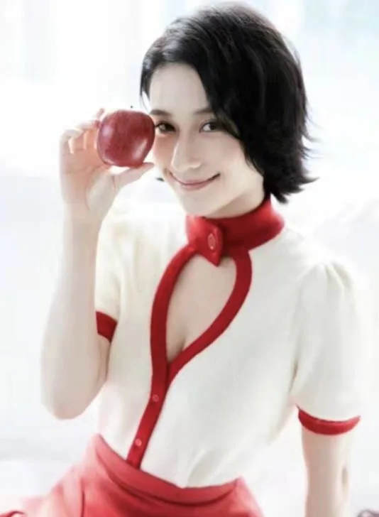 

Женский трикотажный костюм с коротким рукавом, ажурный топ с коротким рукавом и юбка, лето 2021