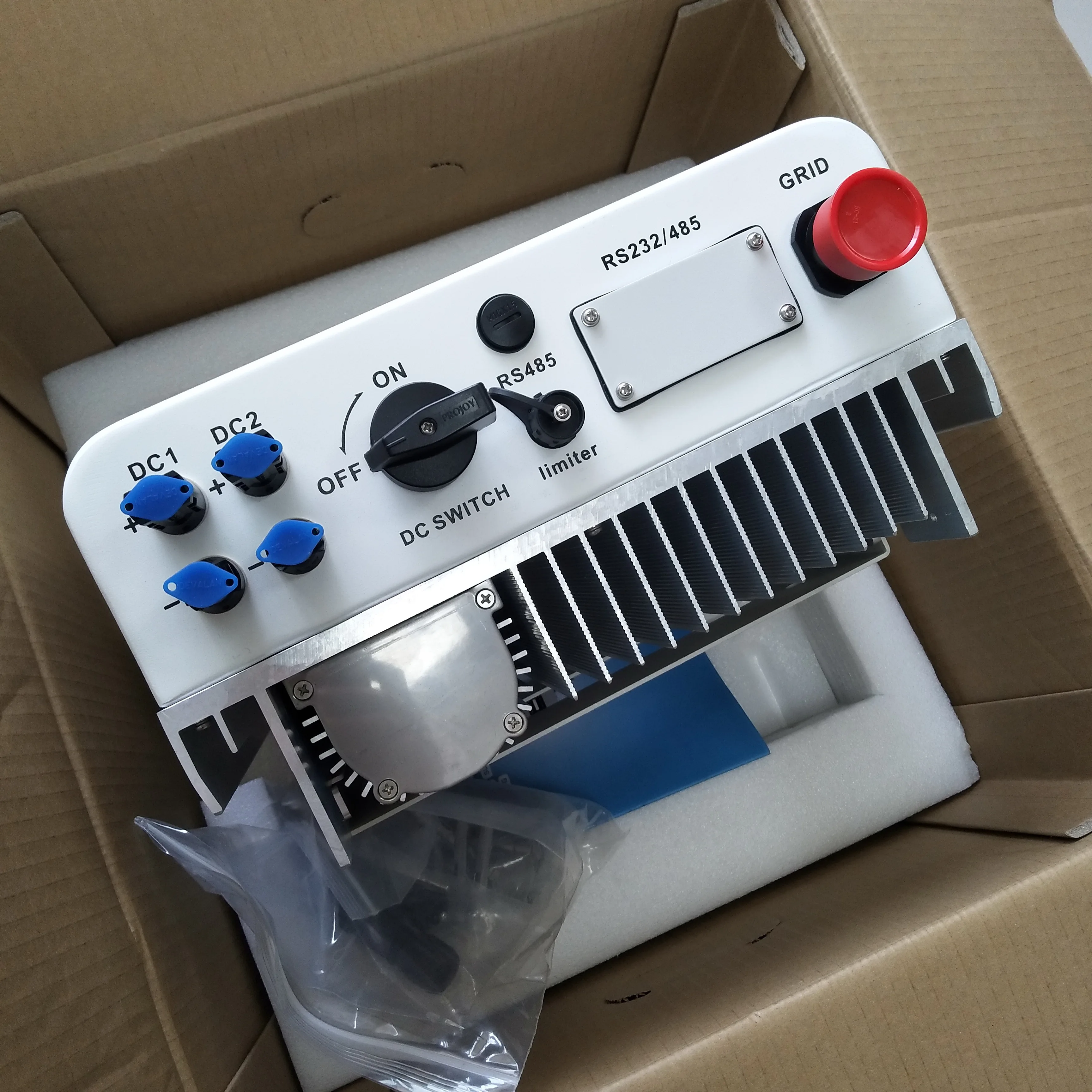 Водонепроницаемый однофазный инвертор IP65 5000 Вт для подключения солнечной сети с